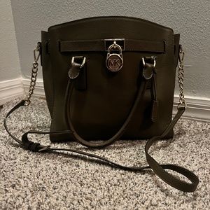 MK Olive green